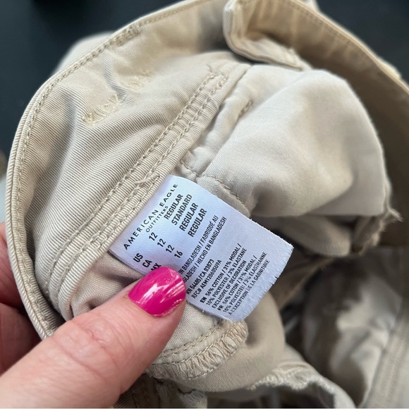 AMERICAN EAGLE SUPER STRETCH LOW RISE FLARE LEG SCHOOL TAN KHAKI UNIFORM PANTS - Picture 9 of 9